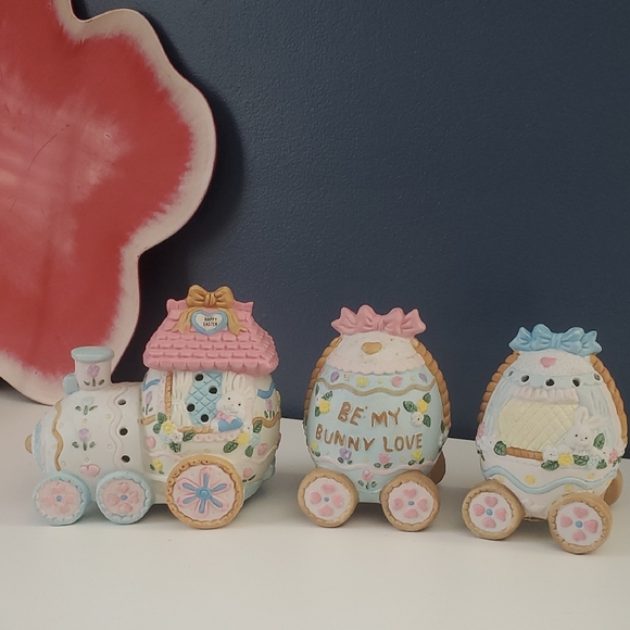 Vintage Easter Train Ceramic Porcelain Centerpiece “Be My Bunny Love” Pastel - Picture 3 of 15